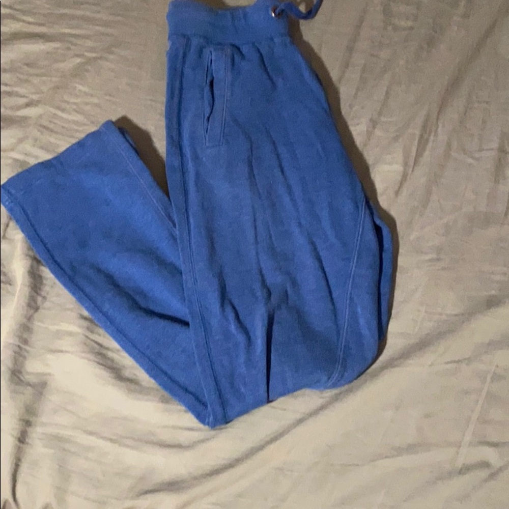 Sweats - Picture 2 of 5